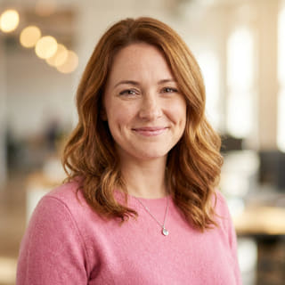 Emily Watson, verantwoordelijke voor klantenservice bij Groeielatie